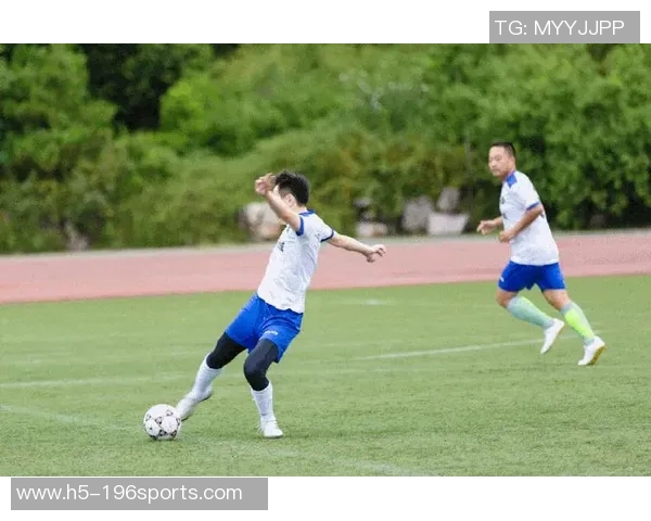 实时更新球探比分即时足球比分助你掌握足球赛事动态与精彩瞬间 实时更新球探比分即时足球比分助你掌握足球赛事动态与精彩瞬间