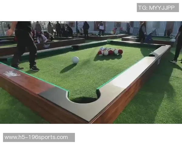 潘卡足球的魅力与挑战:探索这项新兴运动的未来发展与影响 潘卡足球的魅力与挑战:探索这项新兴运动的未来发展与影响